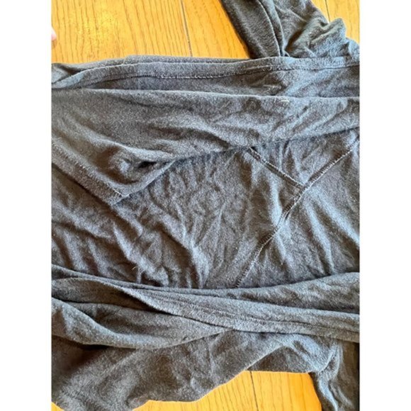 Short black cardigan - Picture 4 of 7